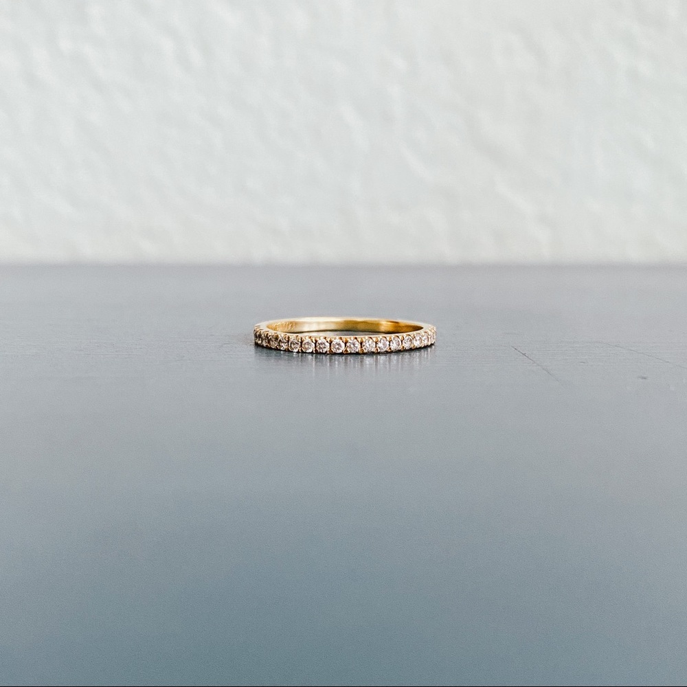 18K Gold Half Eternity Pavé Ring